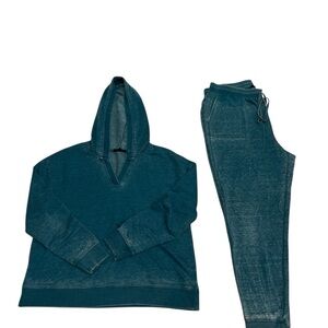 Jane and Delancey Deep Teal Lounge Set